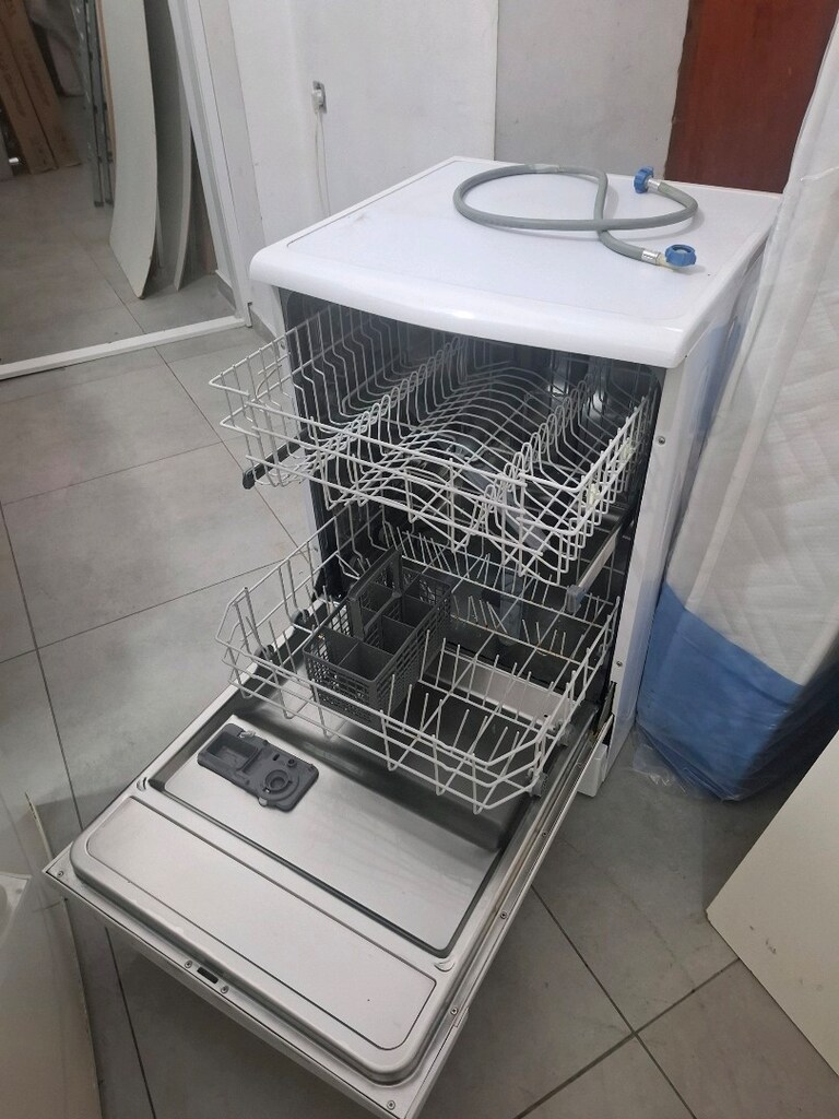 bulasik makinasi arcelik marka cok temiz yikiyor - 2