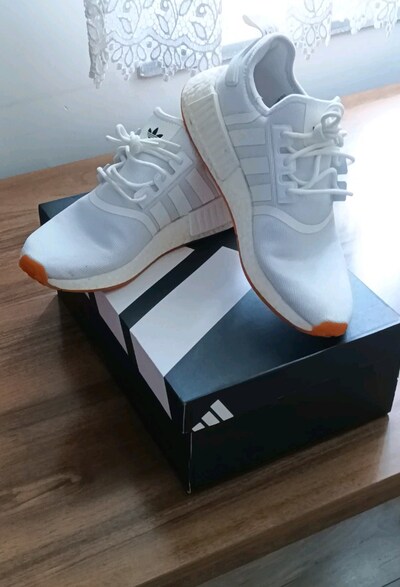 Adidas Spor Ayakkabı