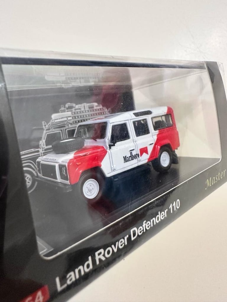 MASTER Land Rover Defender 110 - 2