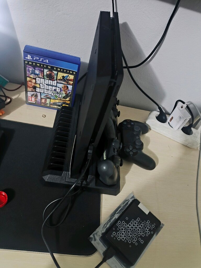 PS4 slim - 6