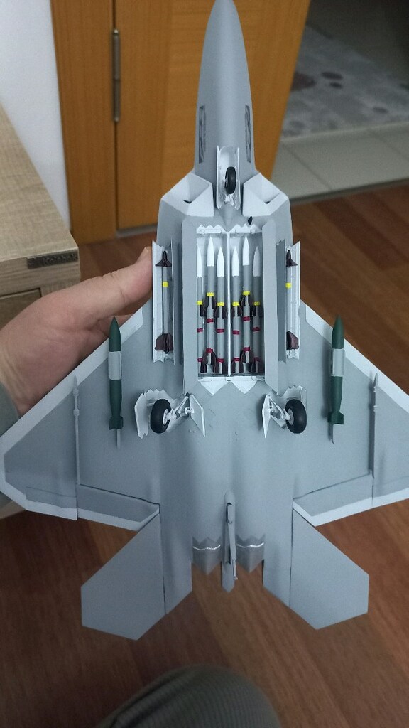 1/48 F-22 Raptor - 4