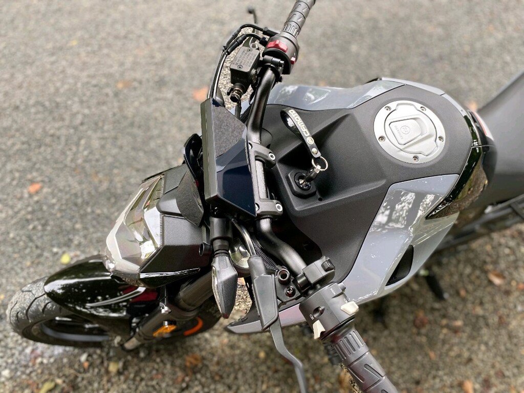 CF MOTO 250 NK - 11