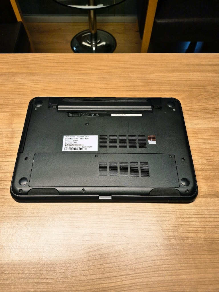 Laptop DELL i5 İşlemci 256GB SSD 8GB Ram Pili Sağlam - 7