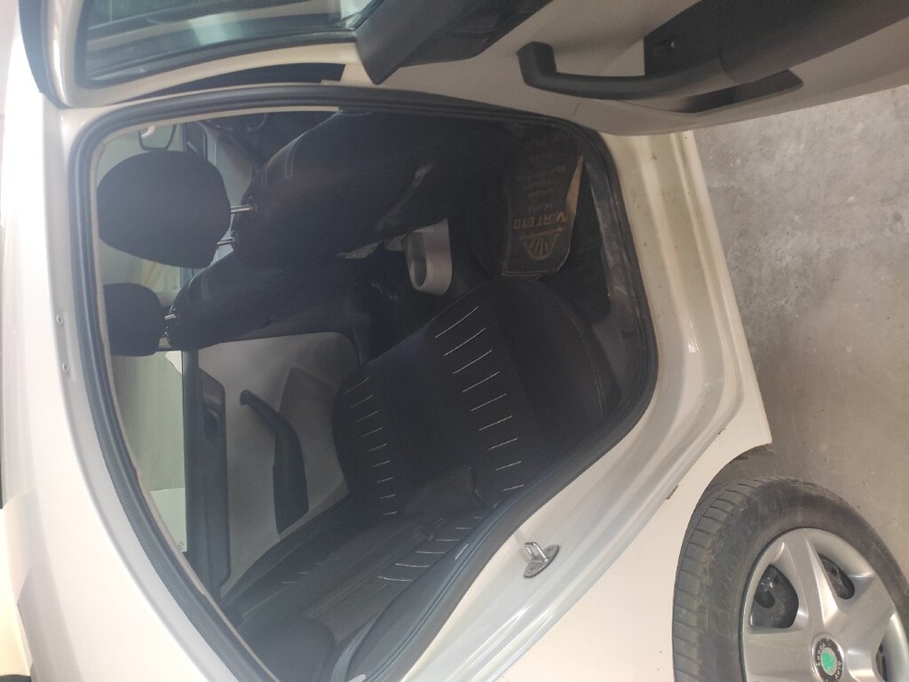satılık Skoda rapid aile arabasi - 4