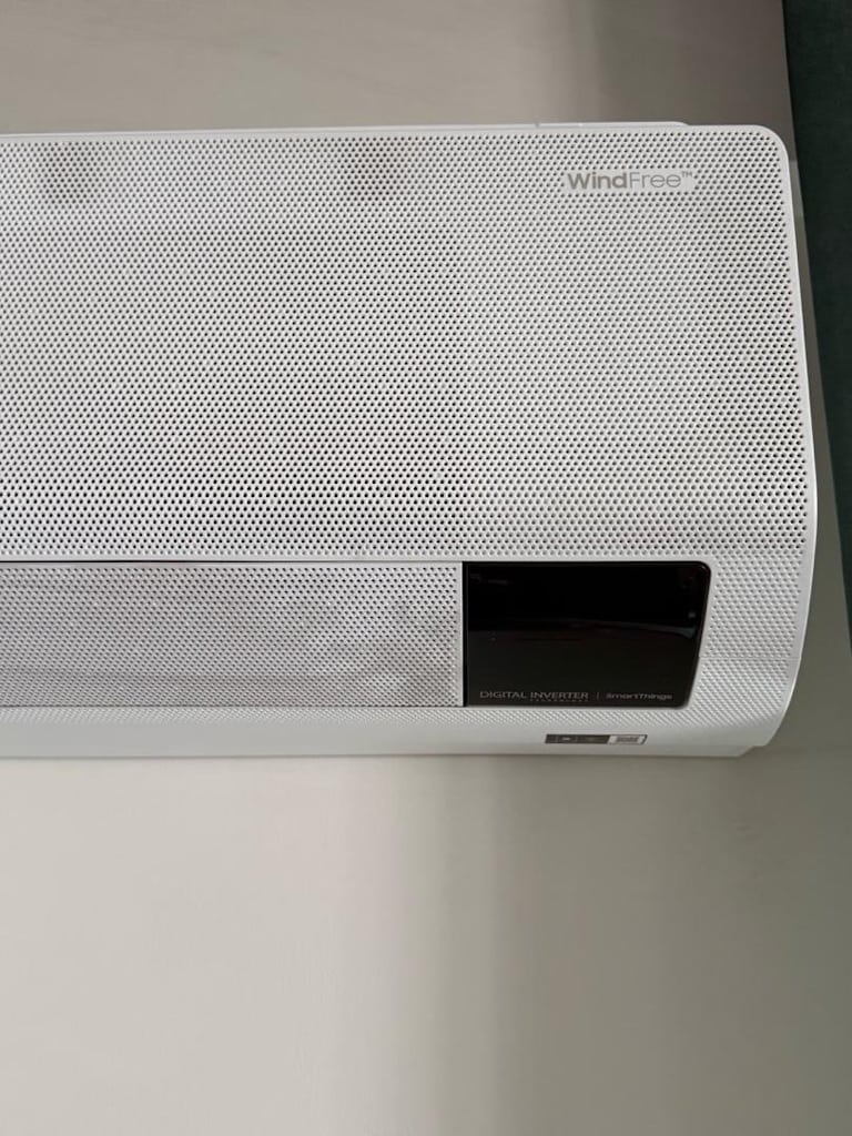 Samsung Wind-Free Premium AR12TSFCAWK/SK 12.000 BTU Inverter Klima