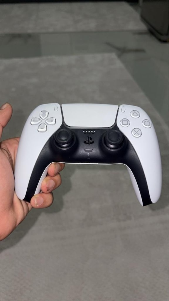 ps 5 slım - 2