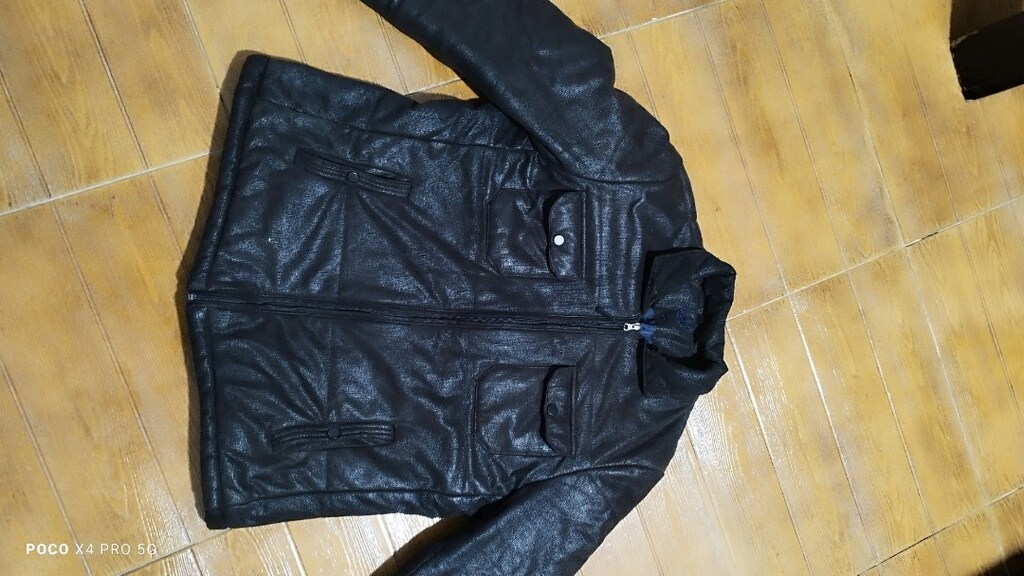 #Süvari çok şık çok harika parlakımsı süet mont..Mağazasında 4500 TL