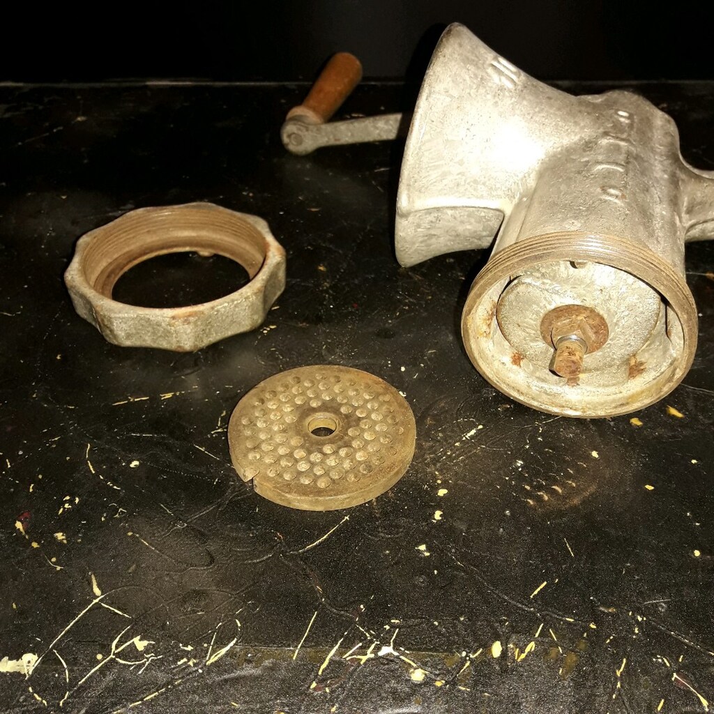 Kollu Döküm Salça ve Kıyma Çekme Makinesi - 4