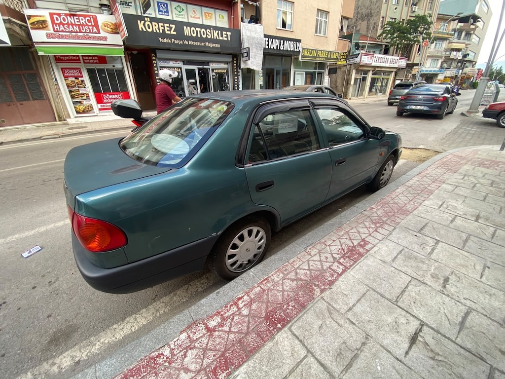 Toyota corolla - 4