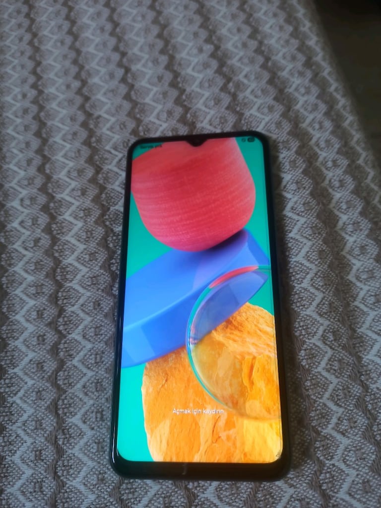 Türkiye cihazı Samsung M33.6 rem 128 hafıza.arada bir şebeke gidiyor - 3