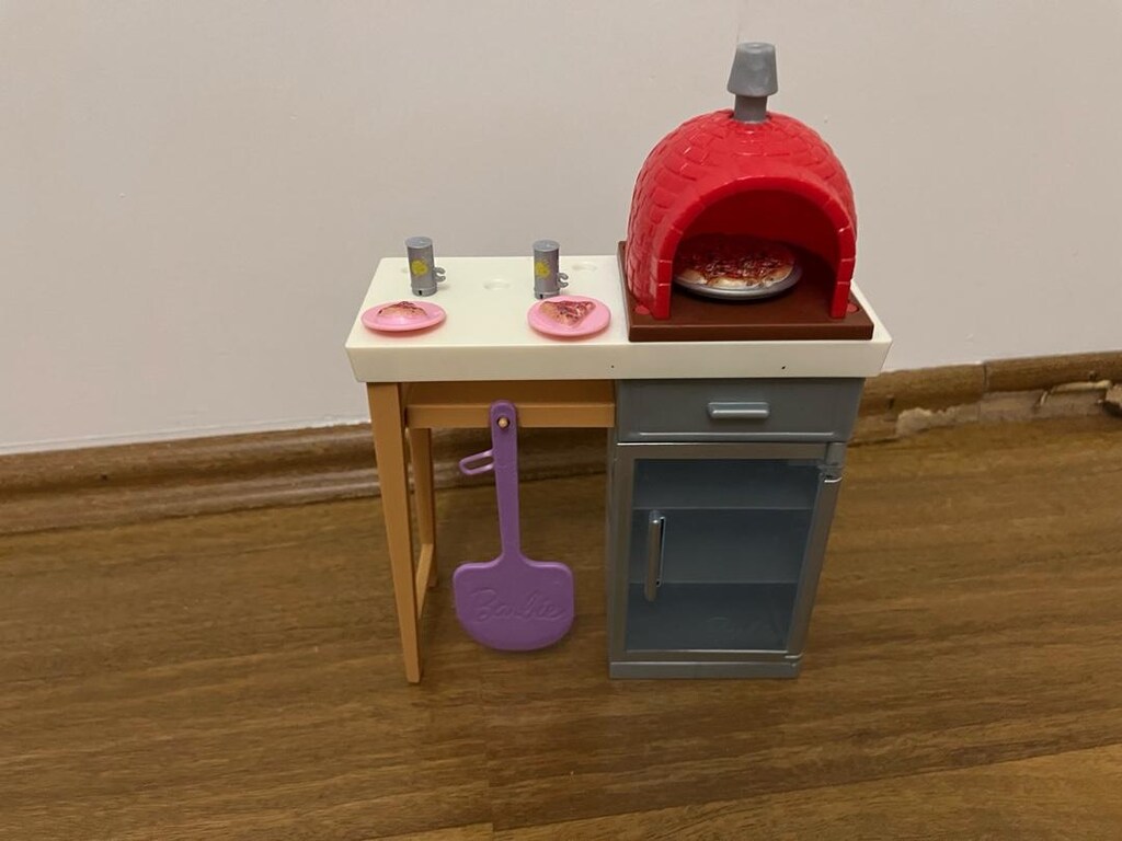 Barbie Pizzacı - 2