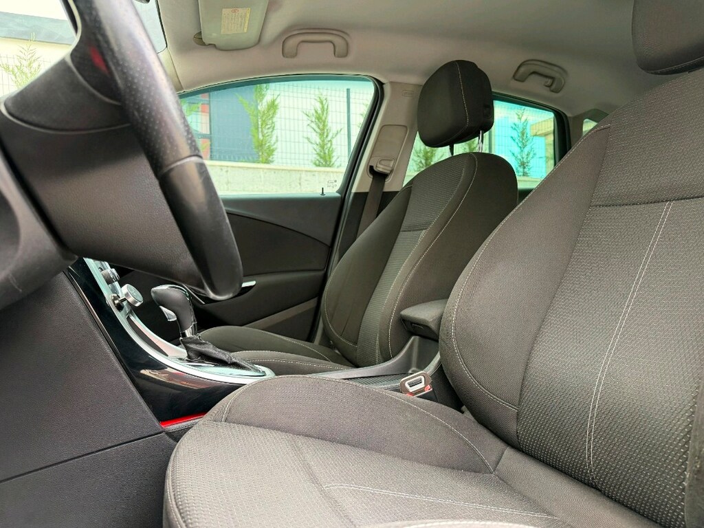 Otomatik vites Opel Astra bakımlı temiz araç - 9