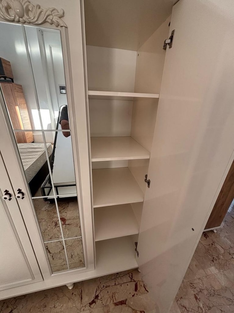 3 kapaklı dolap - 4