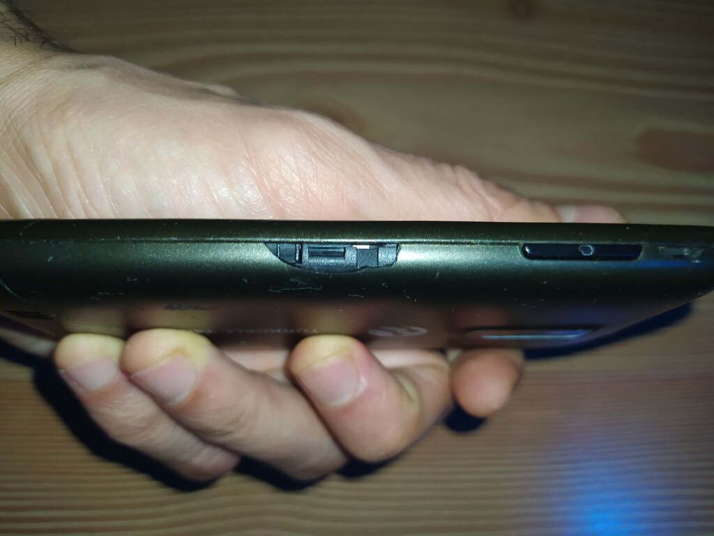 Turkcell T40 Marka Eski Telefon - 5