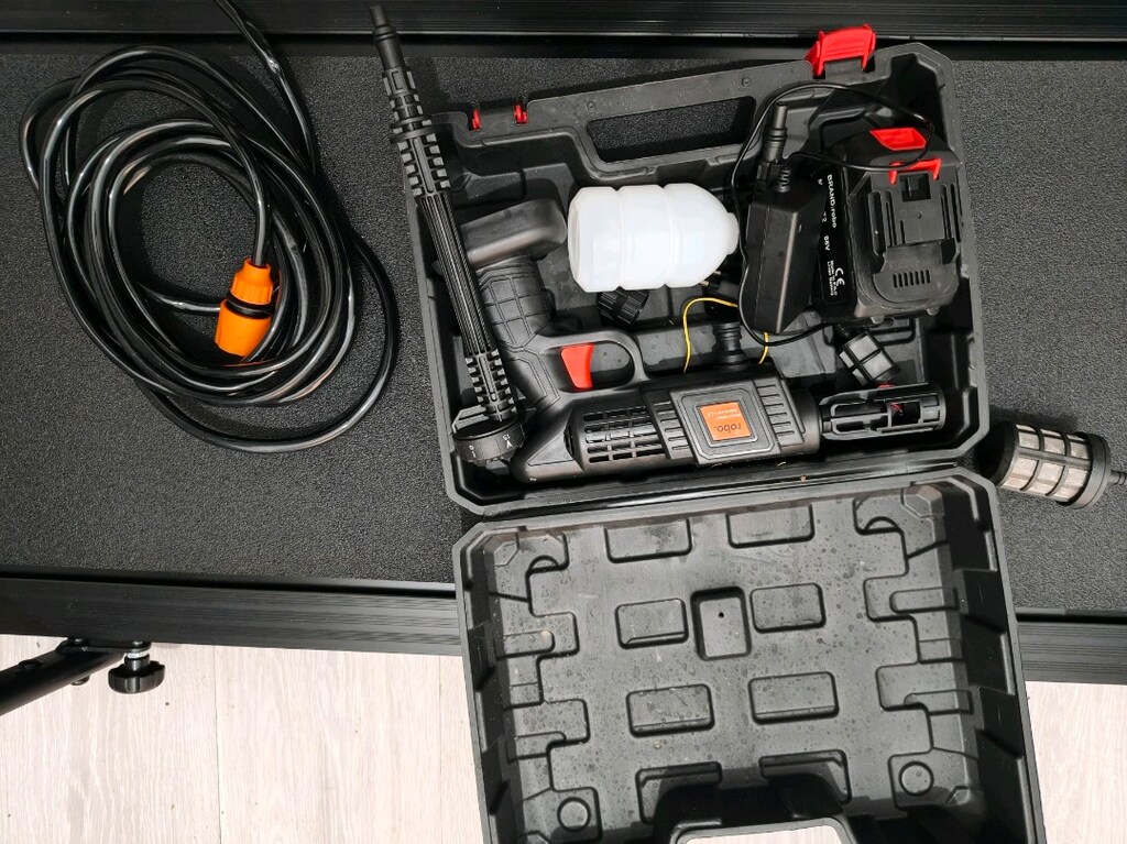 şarjlı oto yıkama tabancası