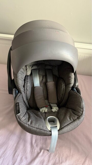 Cybex Cloud Q Plus Tam Yatışlı Ana Kucağı / Oto Koltuğu – Temiz
