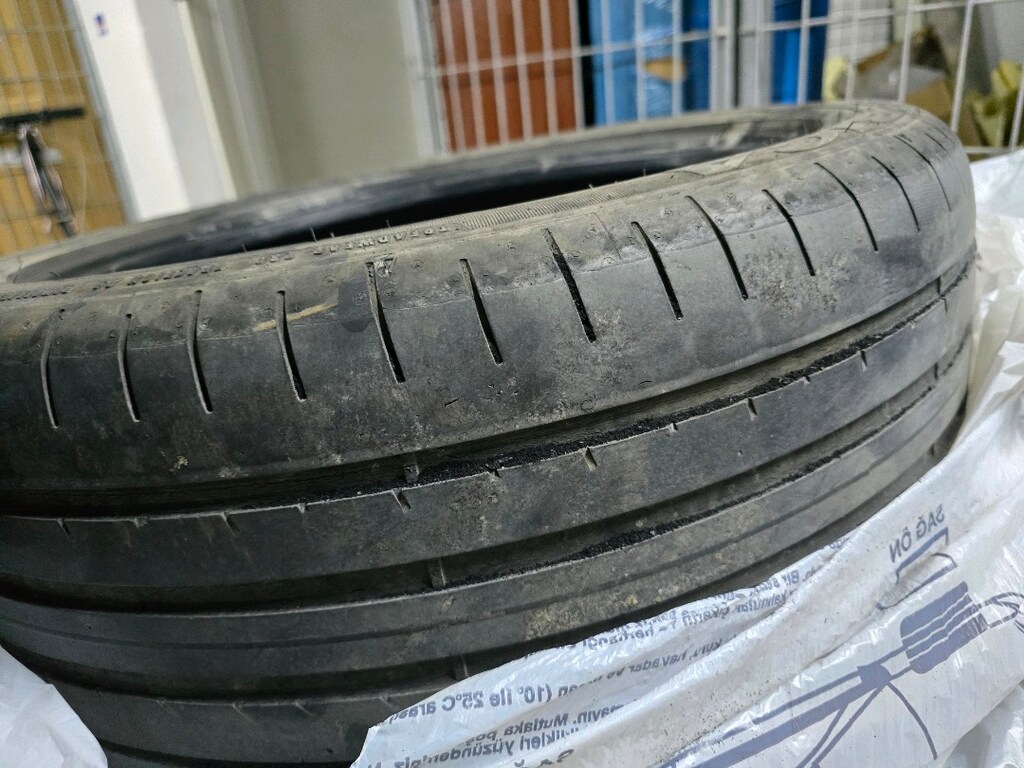 225 45r 17 Çıkma lastik - 16