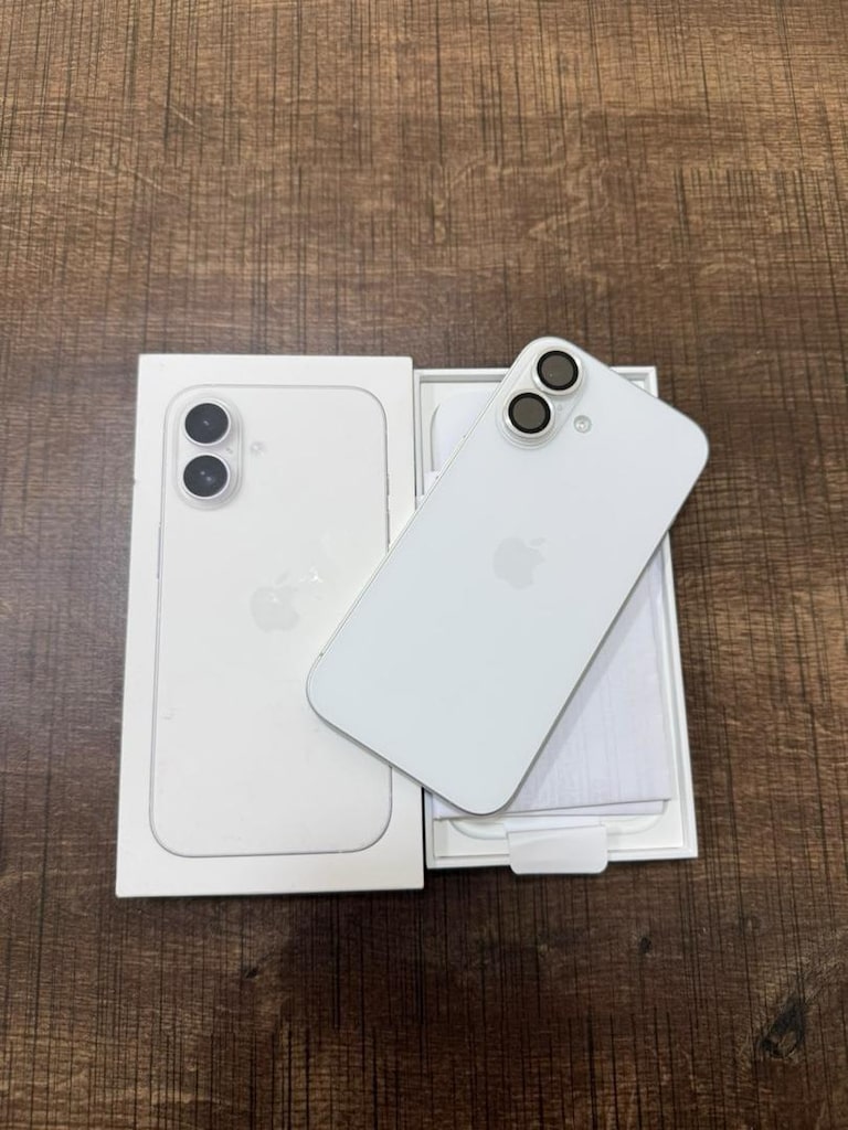 İPHONE 16 BEYAZ 128 GB - 10