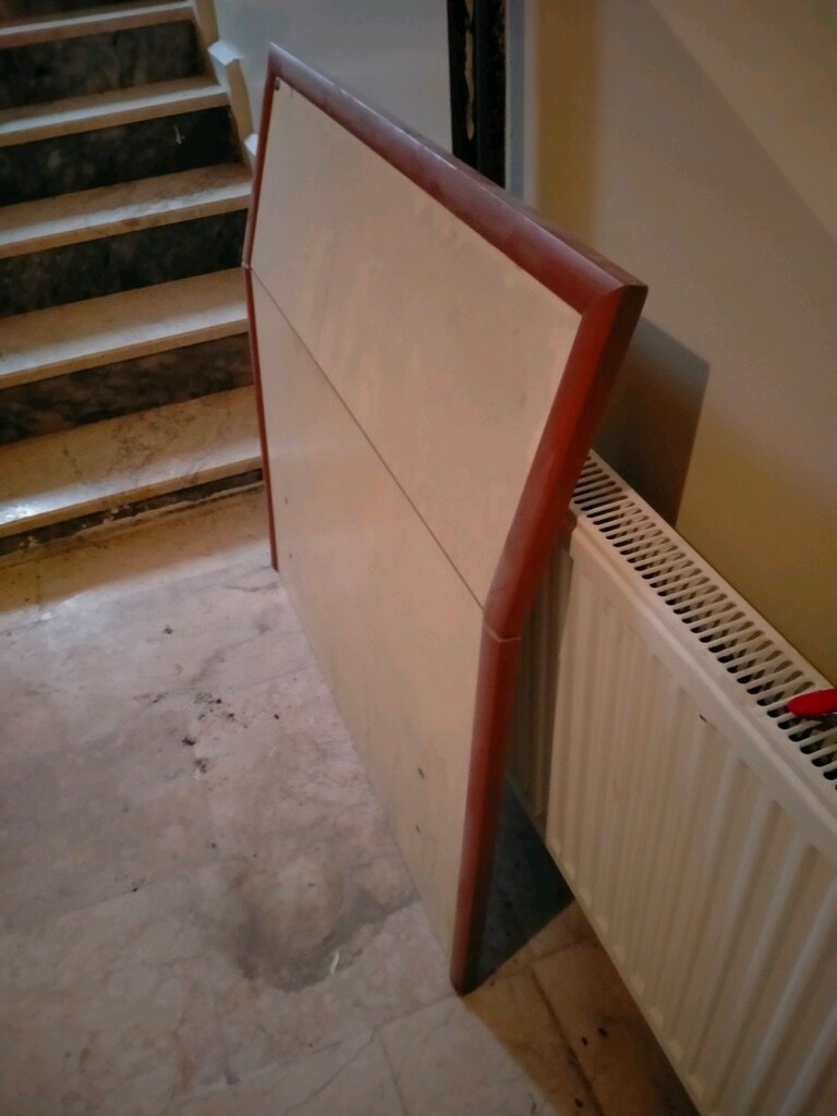 Baza başlığı 2 adet Sağlam kırık çizik yok.Temiz ikiside - 7