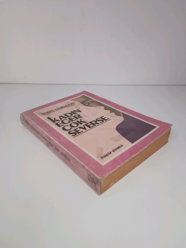 Kadın Eğer Çok Severse Kitabı - 2