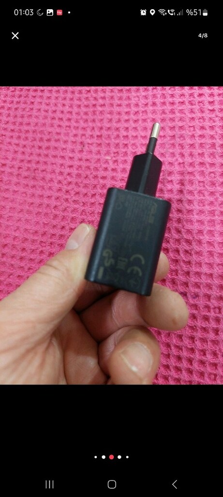 Asus şarj adaptörü. Cihaz ile ilgili teknik bilgiler son resimde var - 5