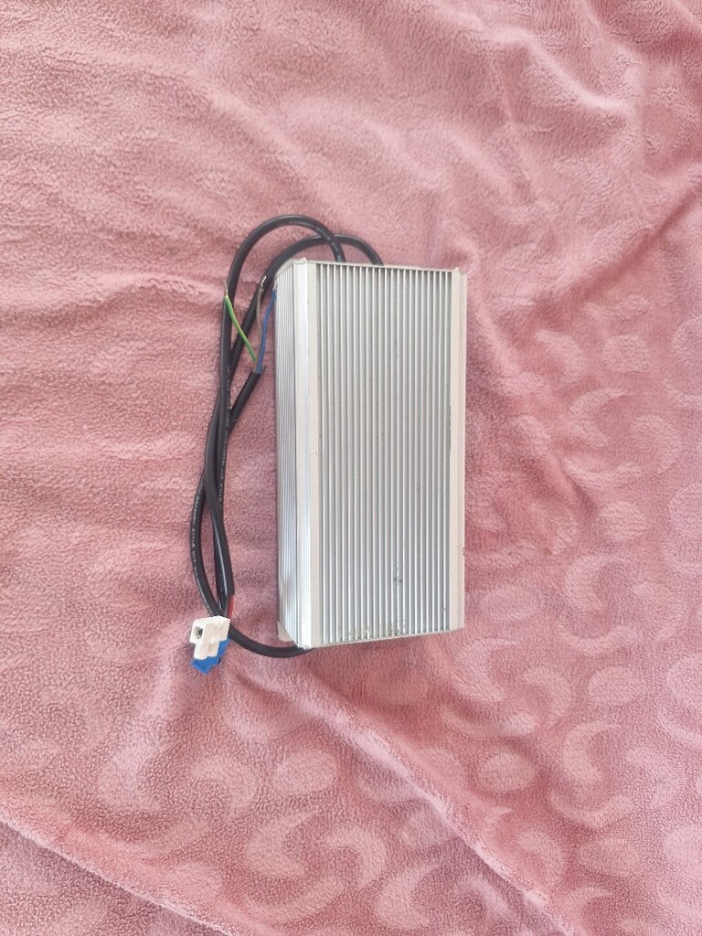 mervesan mswp 200 12 v 16.5 amper adapter - 3