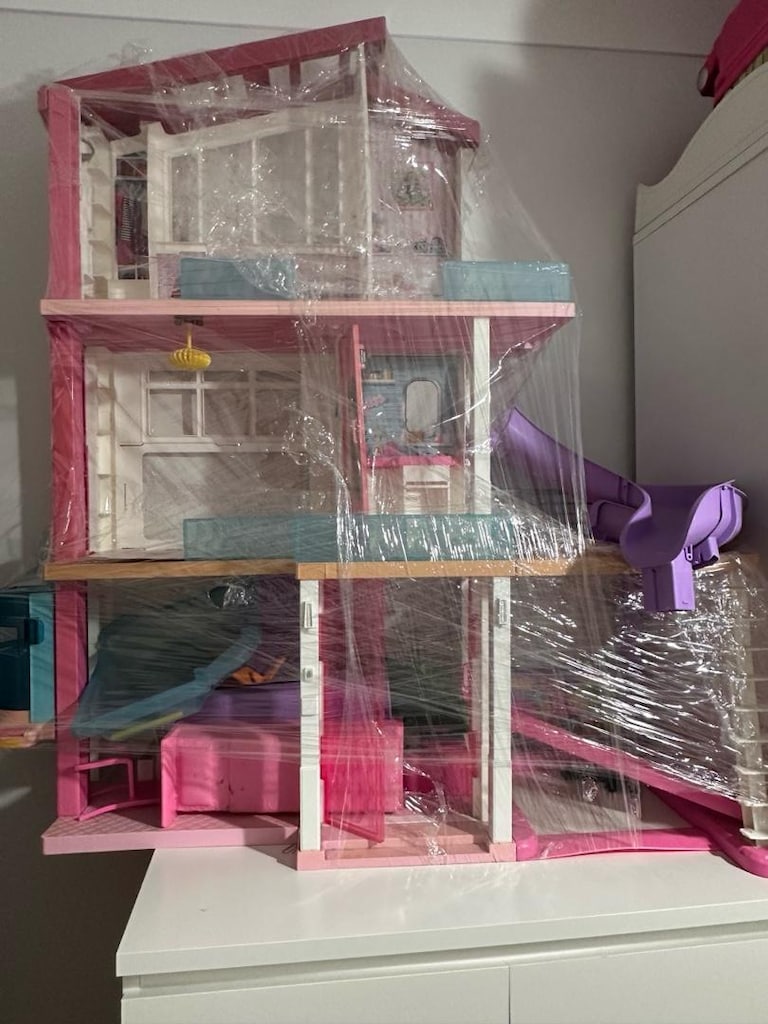 Kaydıraklı barbie evi - 2