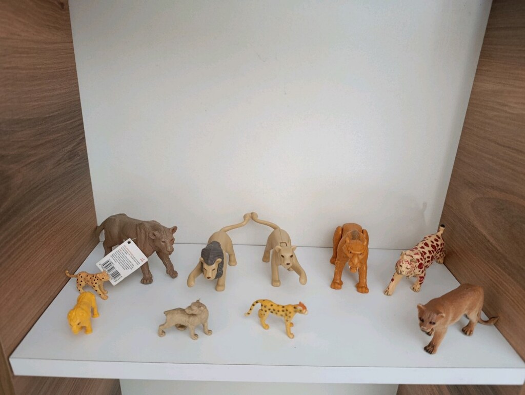 44 adet aslan kaplan figur - 3