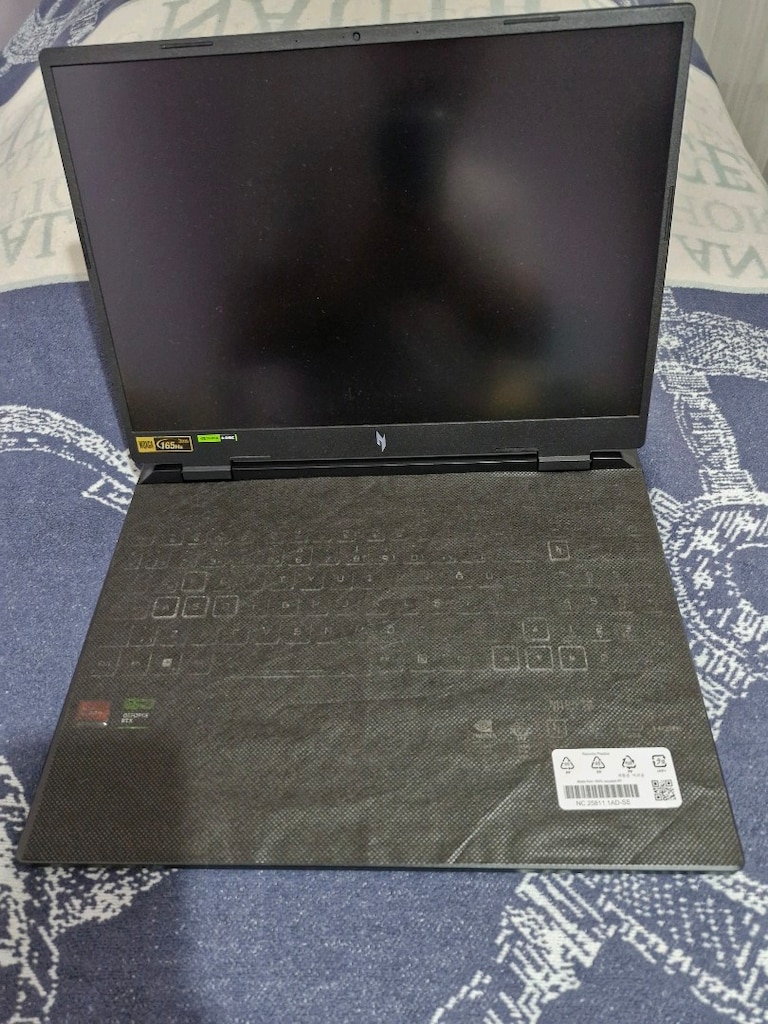 Oyuncu laptop - Acer Nitro 16 - RTX4070 - 16gb - R 7 7840HS 8gb - 3