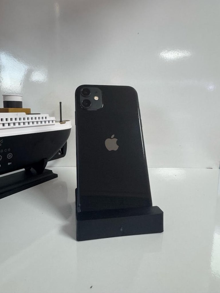 iPhone 11 128GB - 2