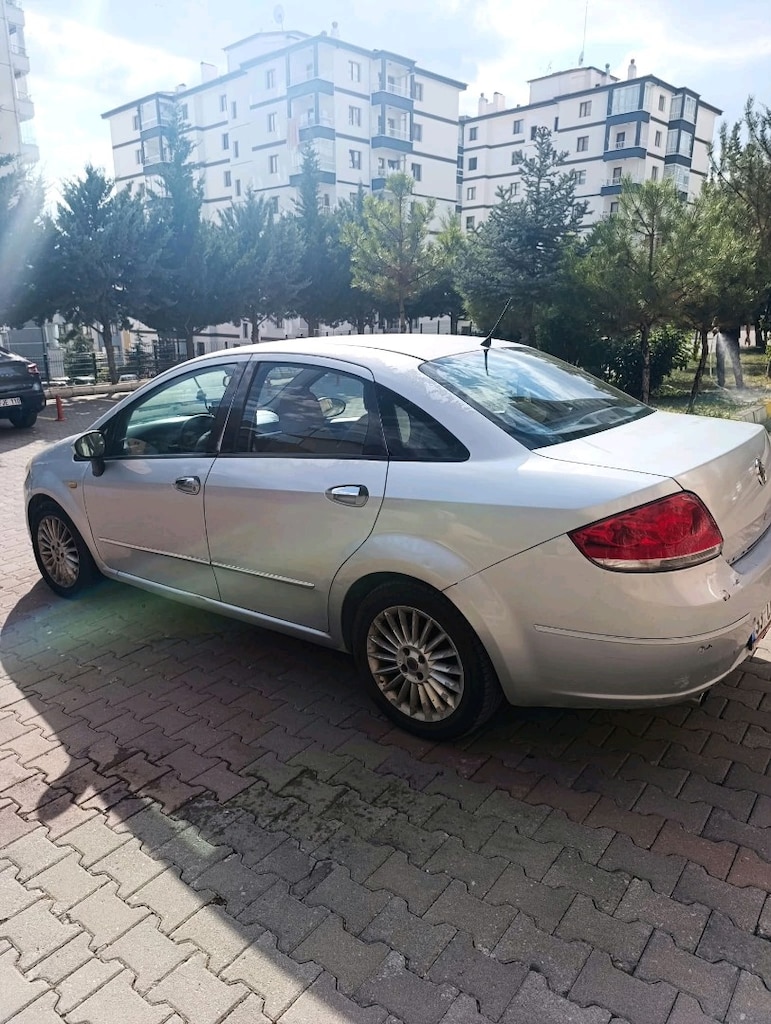 2009 Fiat Linea 1.4 T-Jet Emotion | Bakımlı | Takasa Açık - 4
