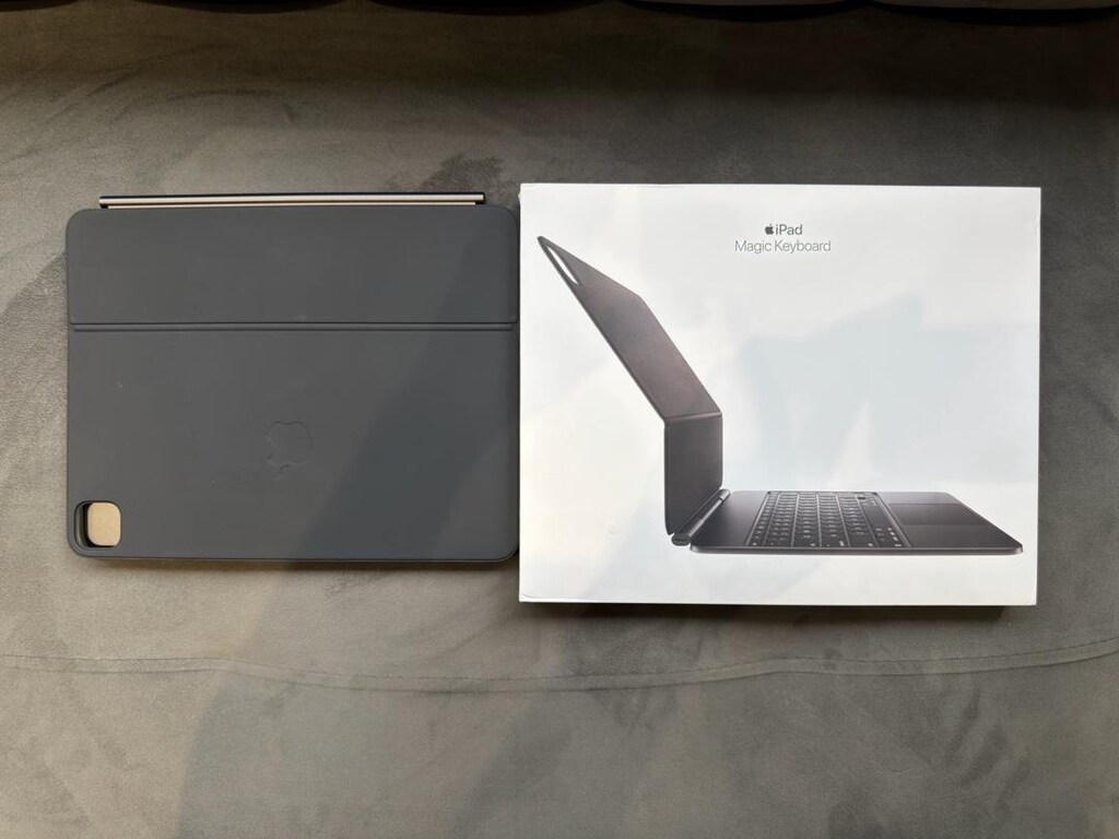 Apple Magic Keyboard iPad Pro 13 inch (M4 - M5) - 2