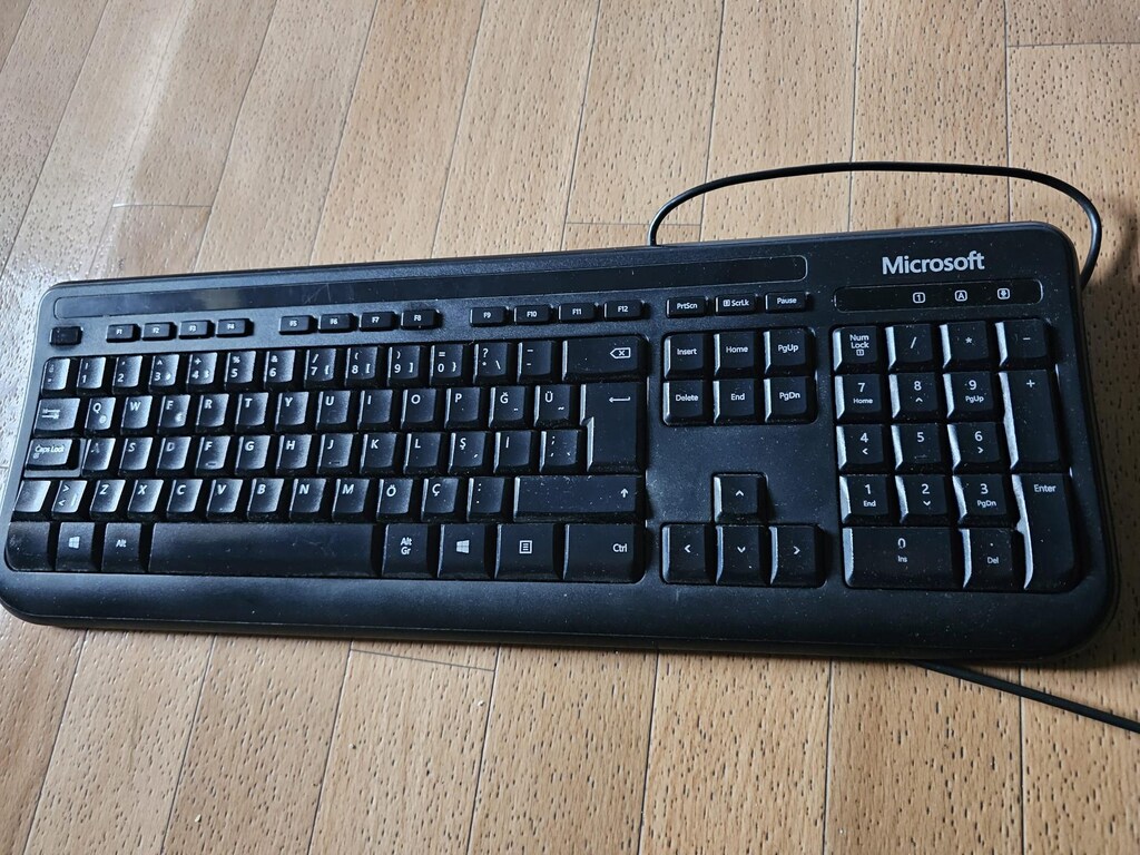 MİCROSOFT KLAVYE - 10 ADET VAR - 3