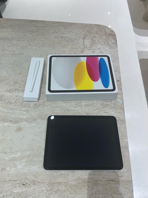 Ipad 10. Nesil ve Apple Pencil kutulu