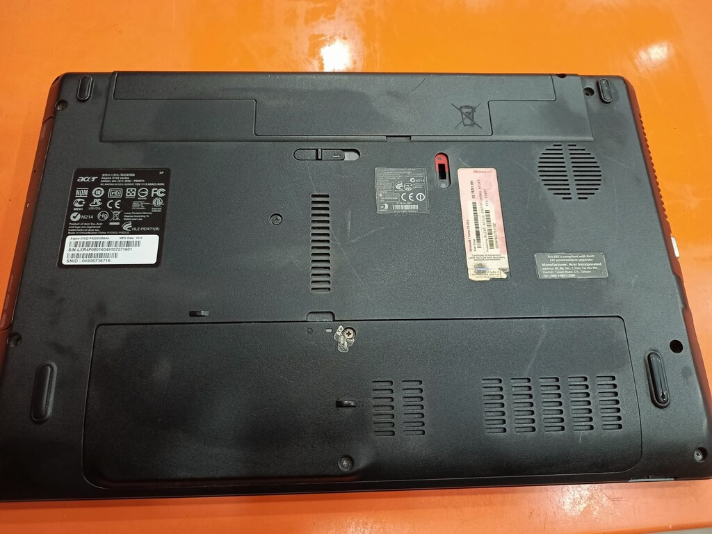 acer aspire 5747Z - 2