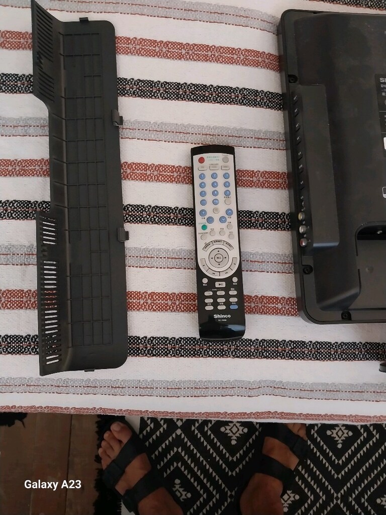 YURT DIŞINDAN ALINMA DVD OYNATICILI 50CM ÇAPINDA TELEVİZYON - 5