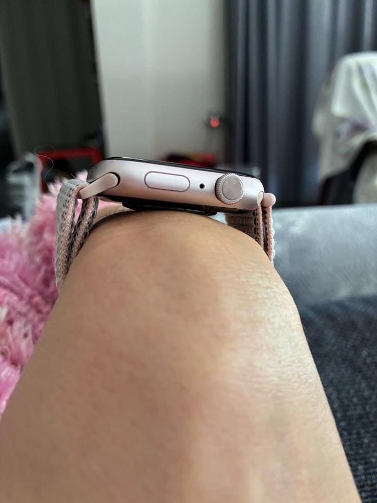 Apple Watch Series 9 GPS + Cellular 45mm - 6