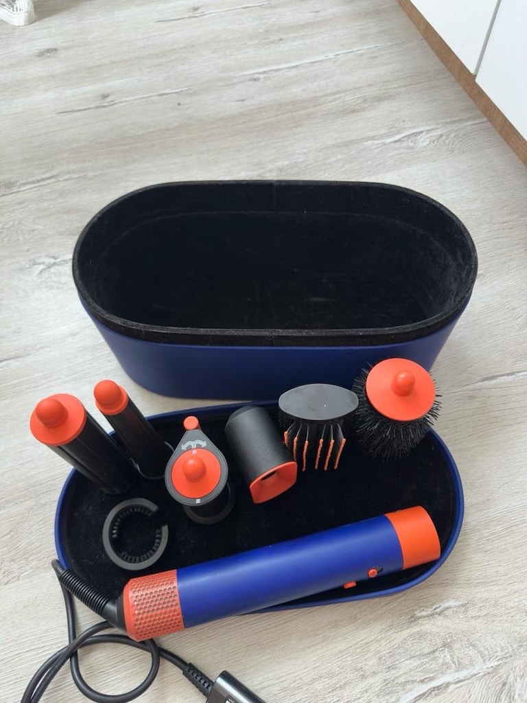 Dyson Airwrap - 2