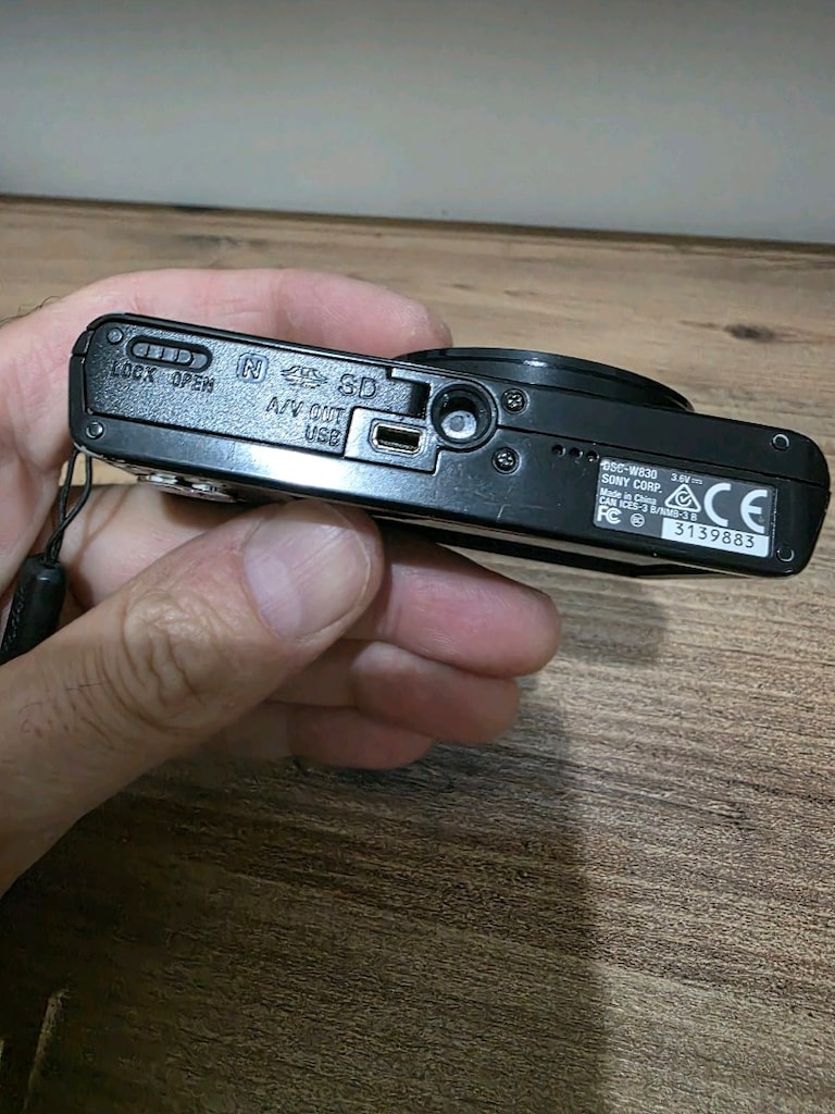 Sony Cyber-shot DSC-W830 - 6