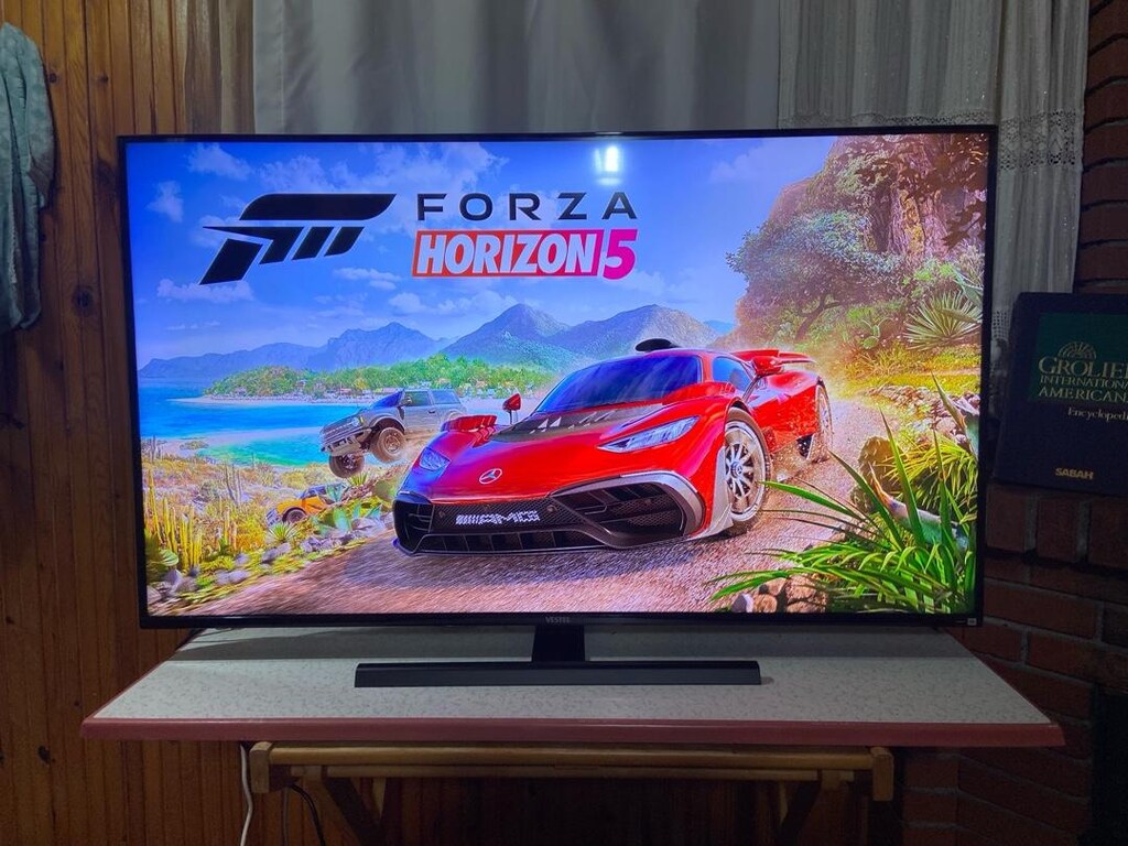 Xbox One S 1 TB kusursuz durumda - 7