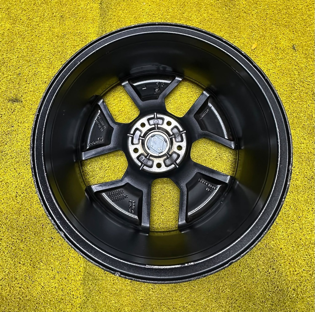 1Ad 5x114.3 18 İNÇ J7 ET34 ORJINAL RENAULT CAPTUR TEK JANT - 2