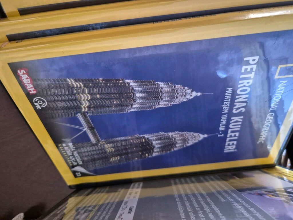30 ADET NATIONAL GEOGRAPHIC CD - 6