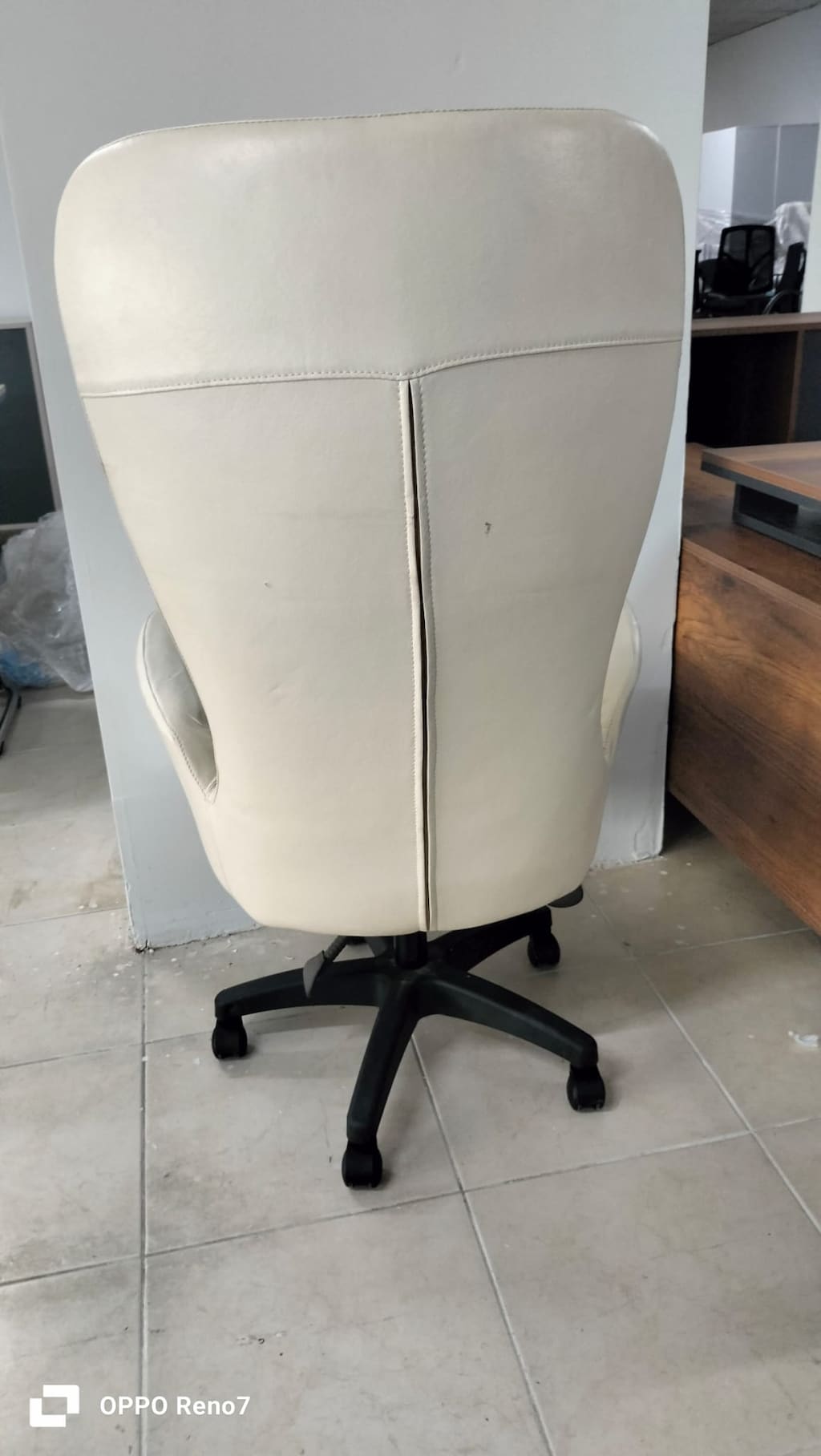 DEKOR BÜRO MOBİLYALARI BEYAZ YÖNETİCİ KOLTUĞU İKİNCİ EL - 3