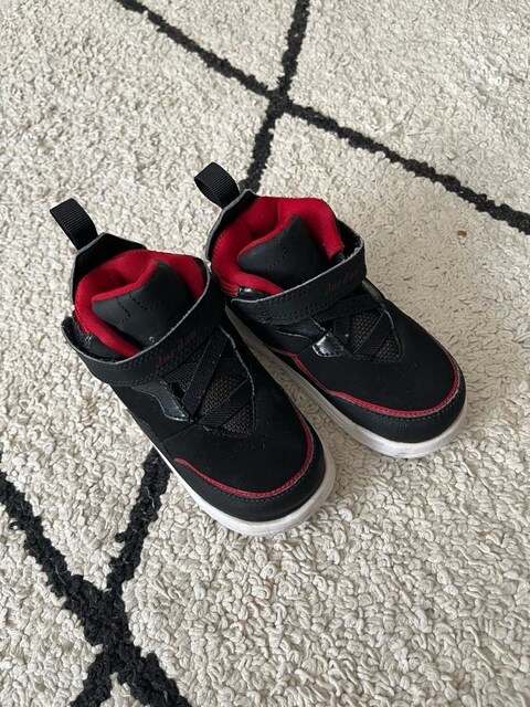 Nike Jordan 25 numara Siyah