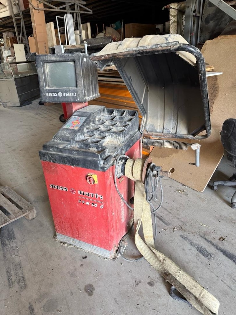 Mess Matic SBM 2000 Dijital Balans Makinesi - Çalışır Durumda - 2