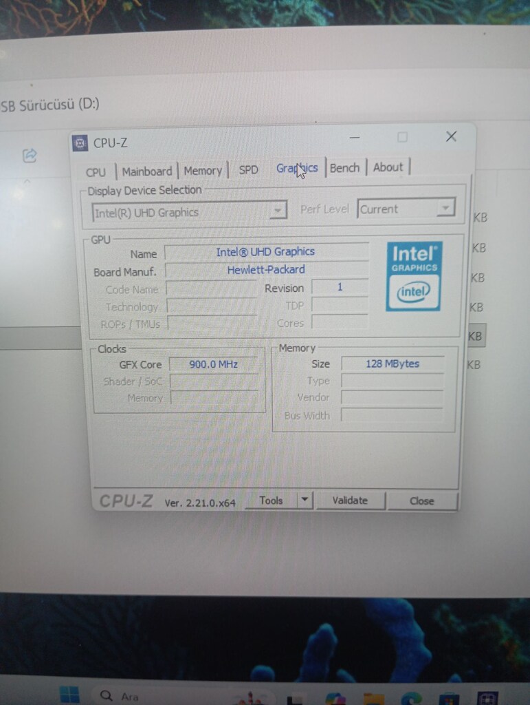 HP: İ3 İŞLEMCİ 11.NESİL 4GB RAM ONBOARD EKRAN KARTI 256GB SSD - 8