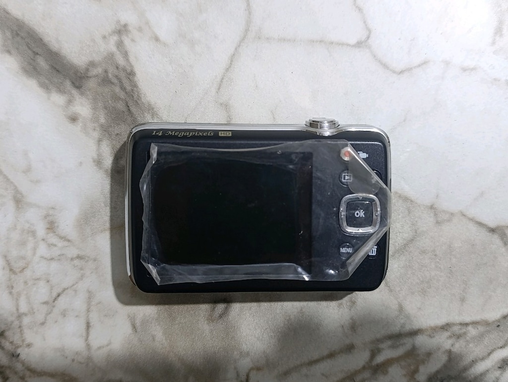 Pentax Efina Kompakt Fotoğraf Makinesi - 4