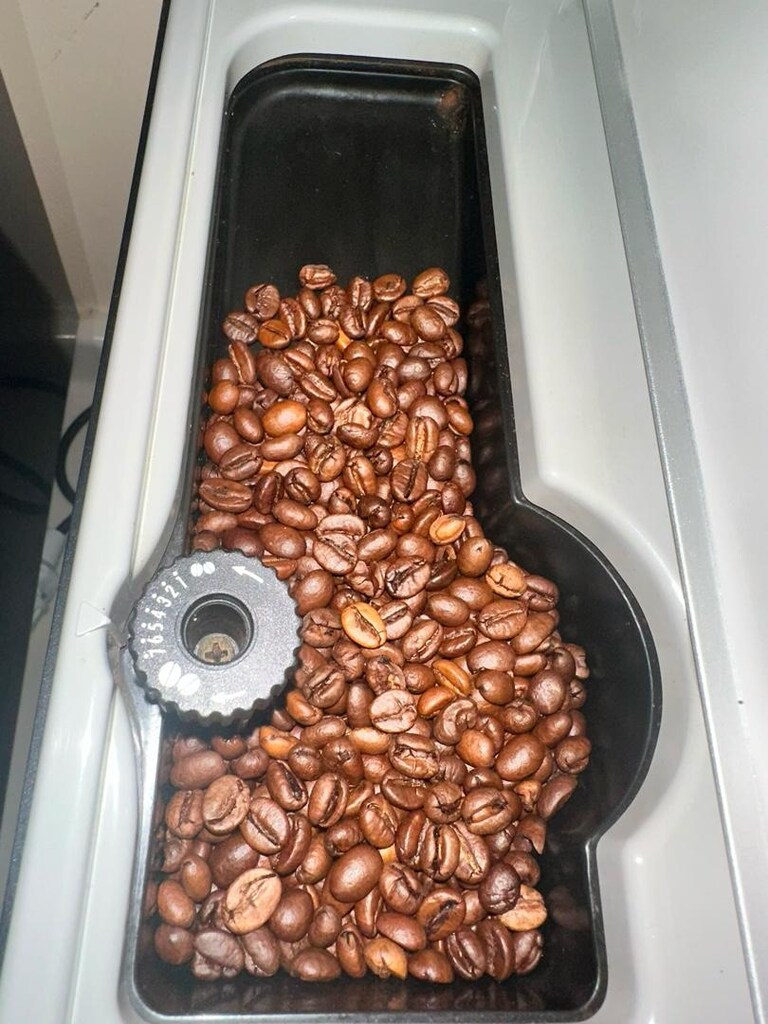satrap tam öğütücülü süt köpürtme özelliği olan ithal kahve makinesi - 8