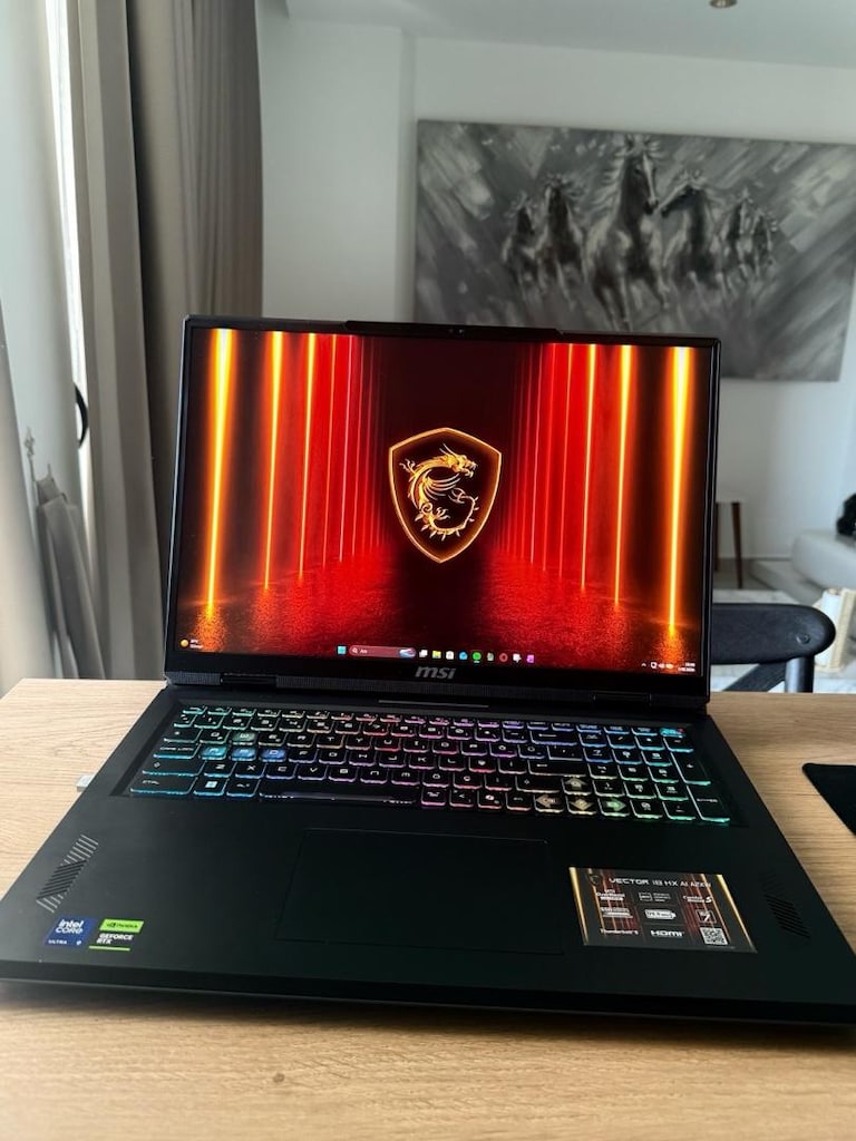 MSI VECTOR 18 HX / CORE ULTRA 9 275HX / RTX 5080 / 18 240Hz TR GARANTİ - 4