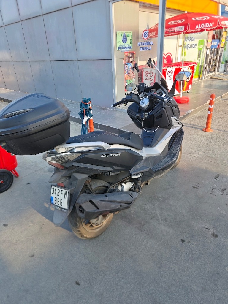 SYM cruisym 250 temiz kazasız - 9